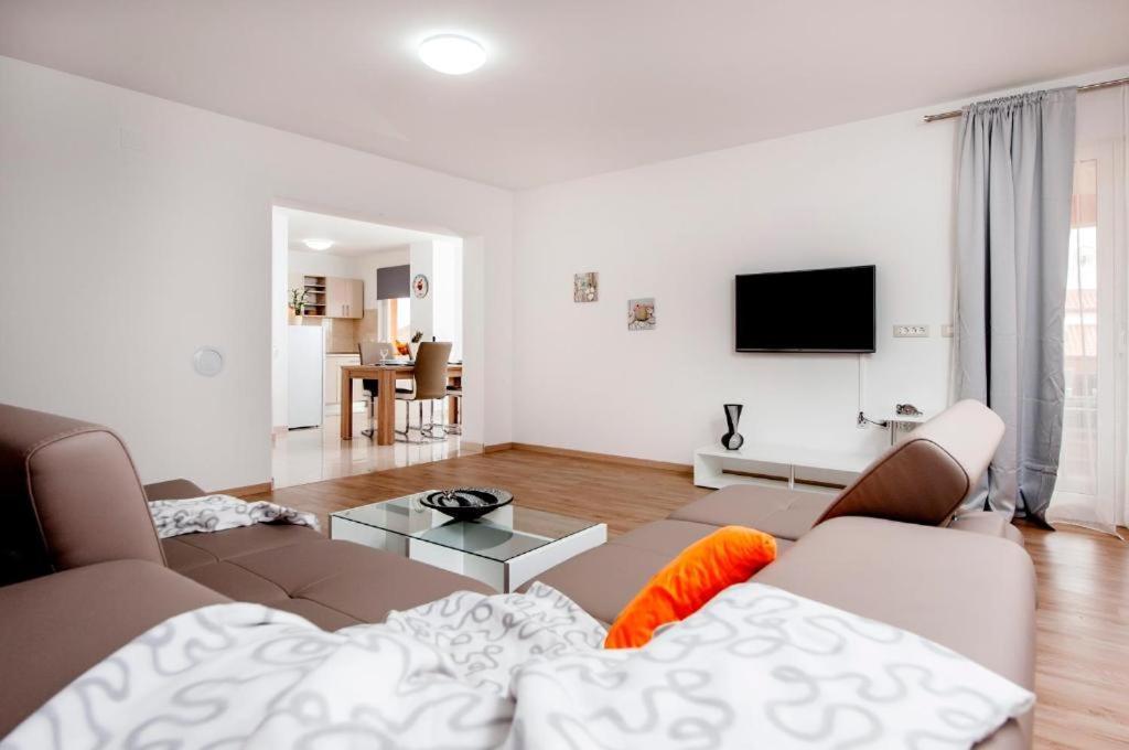 Aria Room And Apartmant Fuga Rovigno Esterno foto