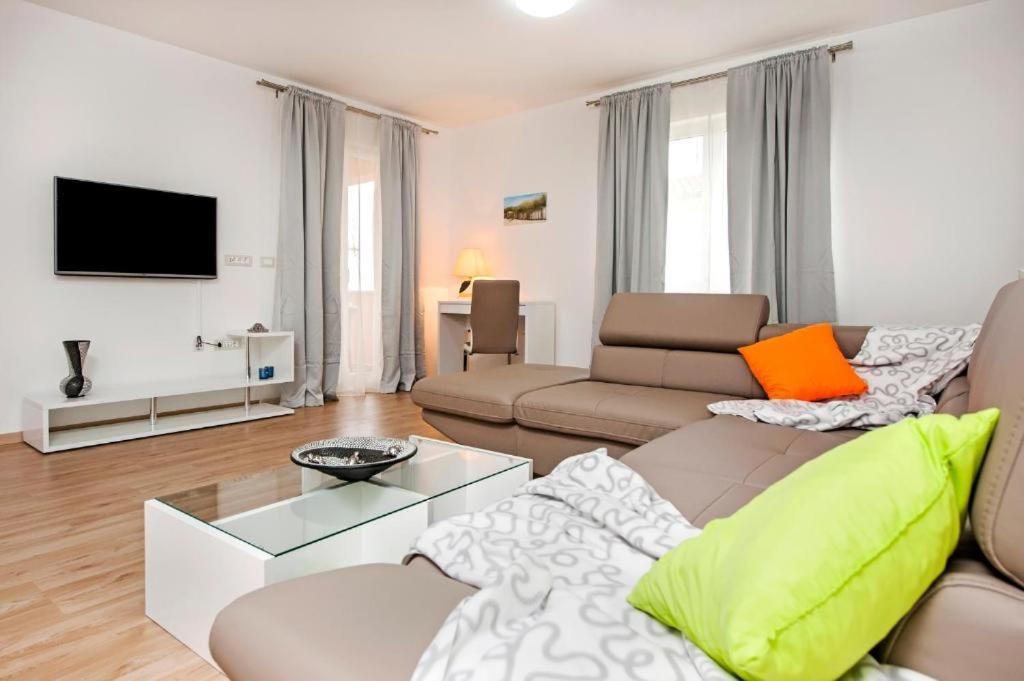 Aria Room And Apartmant Fuga Rovigno Esterno foto